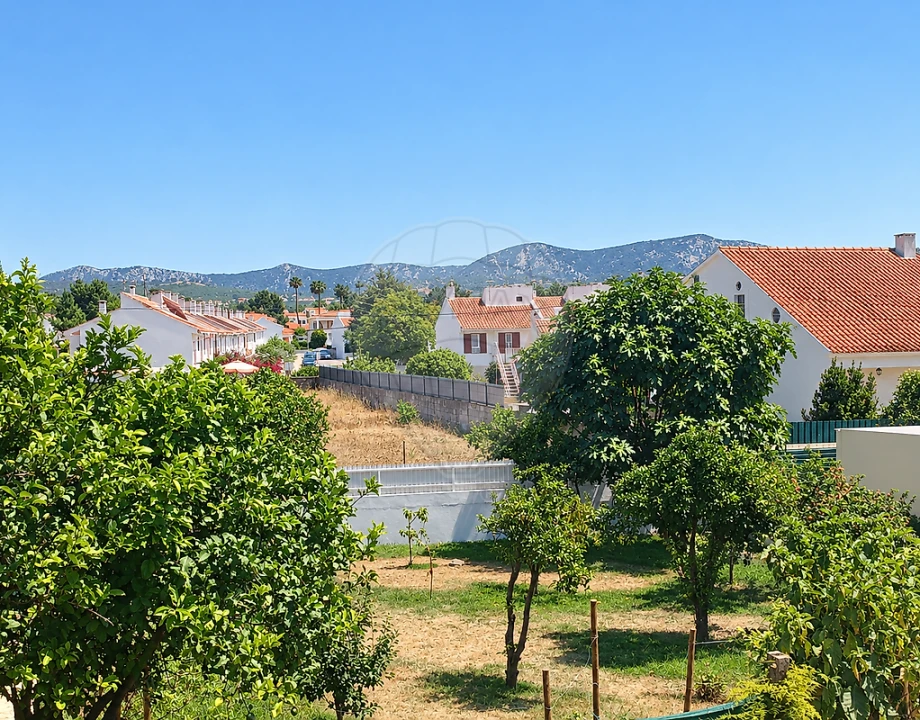 Moradia T4 para Venda em Azeitão (São Lourenço e São Simão) Foto 2