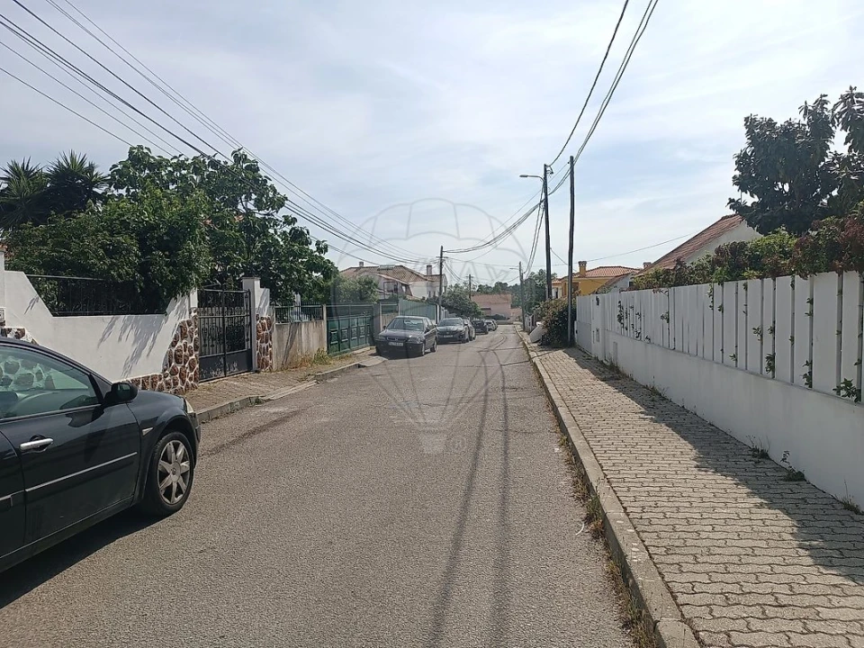 Moradia T4 para Venda em Azeitão (São Lourenço e São Simão) Foto 7