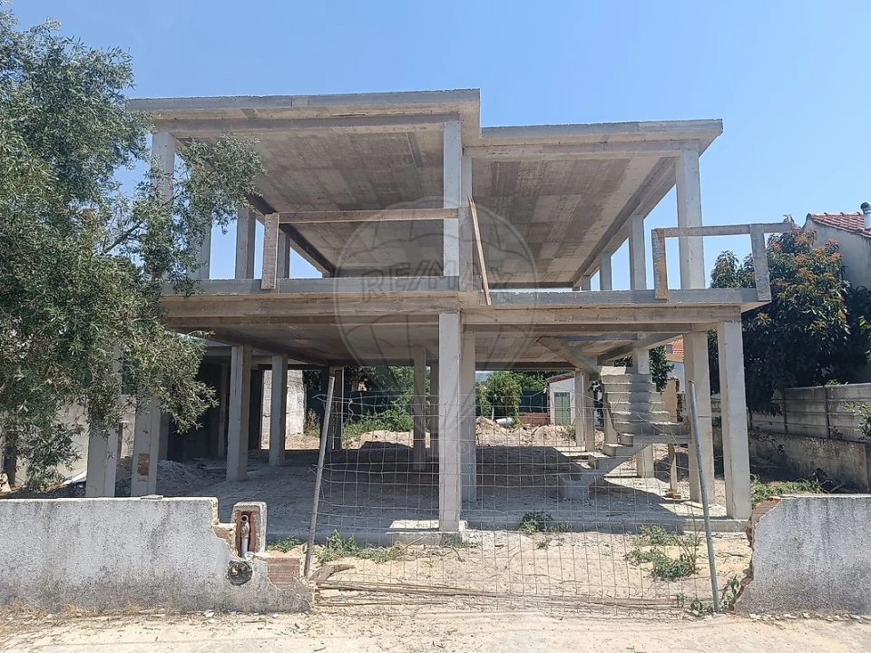 Moradia T4 para Venda em Azeitão (São Lourenço e São Simão) Foto 6