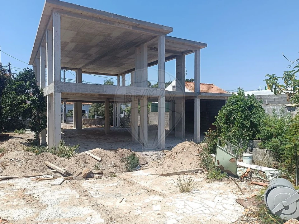Moradia T4 para Venda em Azeitão (São Lourenço e São Simão) Foto 9