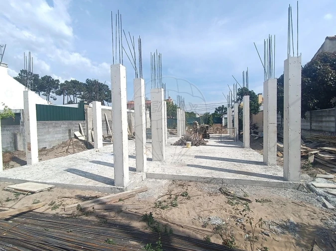 Moradia T4 para Venda em Azeitão (São Lourenço e São Simão) Foto 2