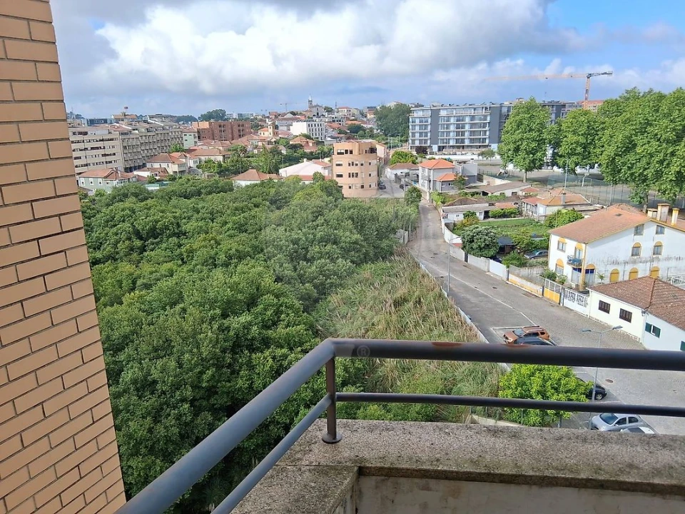 Apartamento T2 para Arrendamento em Santa Marinha e São Pedro da Afurada Foto 28