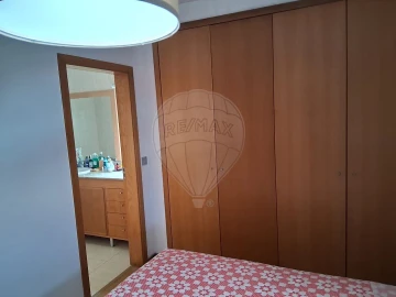 Apartamento T2 para Arrendamento em Santa Marinha e São Pedro da Afurada