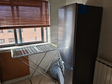 Apartamento T2 para Arrendamento em Santa Marinha e São Pedro da Afurada