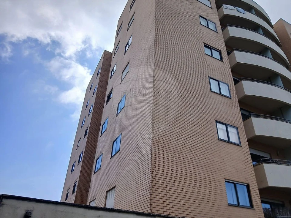 Apartamento T2 para Arrendamento em Santa Marinha e São Pedro da Afurada Foto 16
