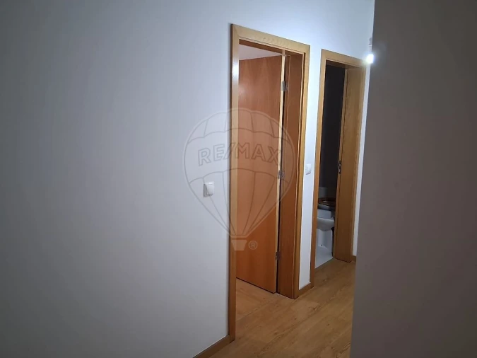 Apartamento T2 para Arrendamento em Santa Marinha e São Pedro da Afurada Foto 34