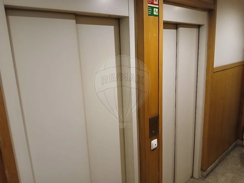 Apartamento T2 para Arrendamento em Santa Marinha e São Pedro da Afurada Foto 1