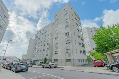 Apartamento T2 para Venda em Vilar de Andorinho