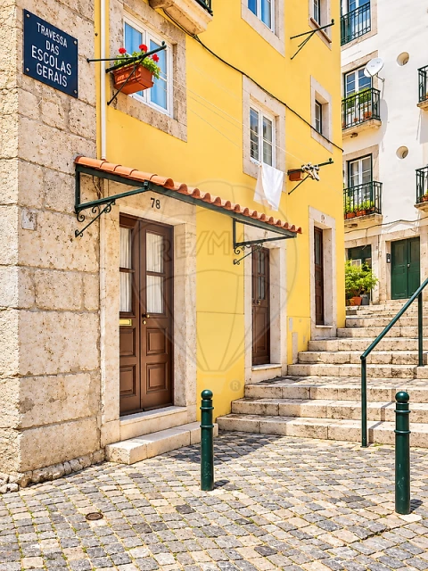 Apartamento T2 para Venda em Santa Maria Maior