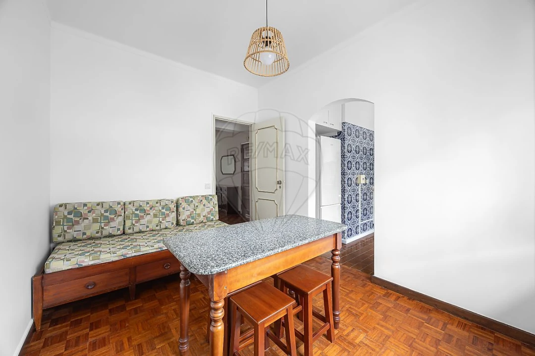 Apartamento T3 para Arrendamento em Santa Maria, São Pedro e Matacães Foto 8