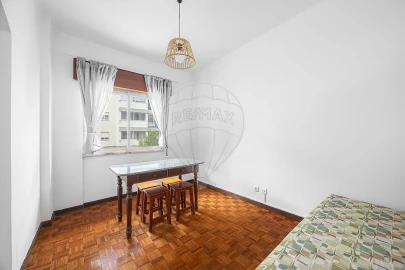 Apartamento T3 para Arrendamento em Santa Maria, São Pedro e Matacães