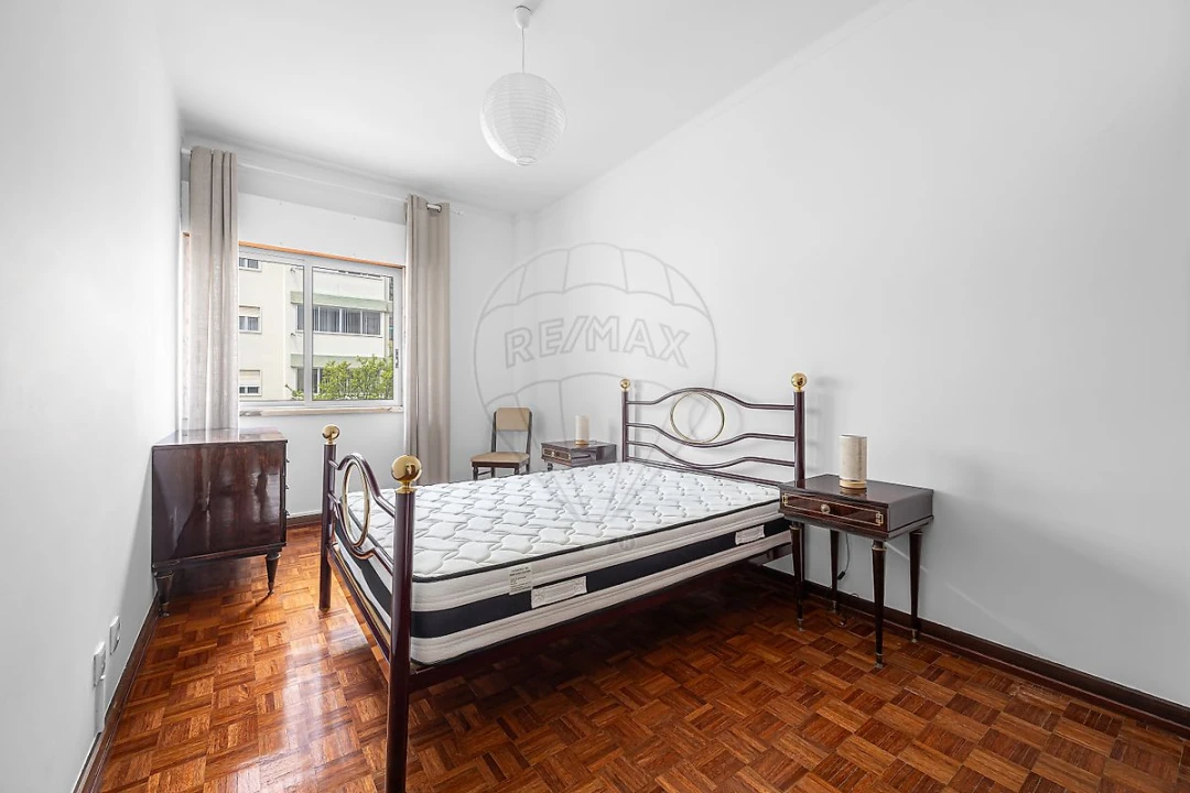 Apartamento T3 para Arrendamento em Santa Maria, São Pedro e Matacães Foto 11