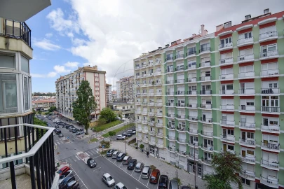 Apartamento T3 para Arrendamento em Benfica