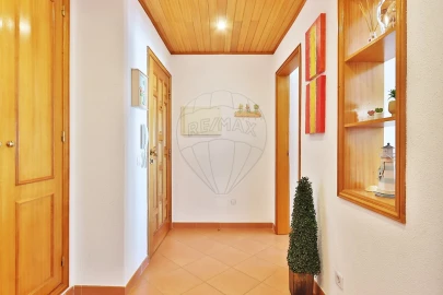 Apartamento T1 para Venda em Guia
