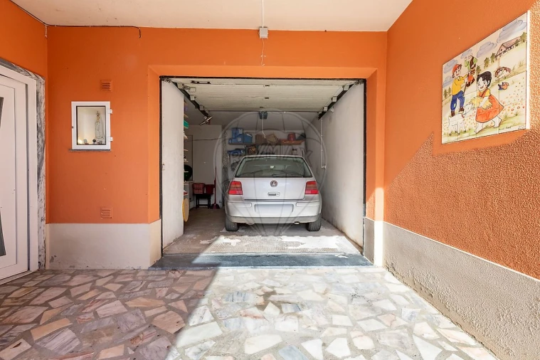 Moradia T4 para Venda em São Pedro da Cadeira Foto 28