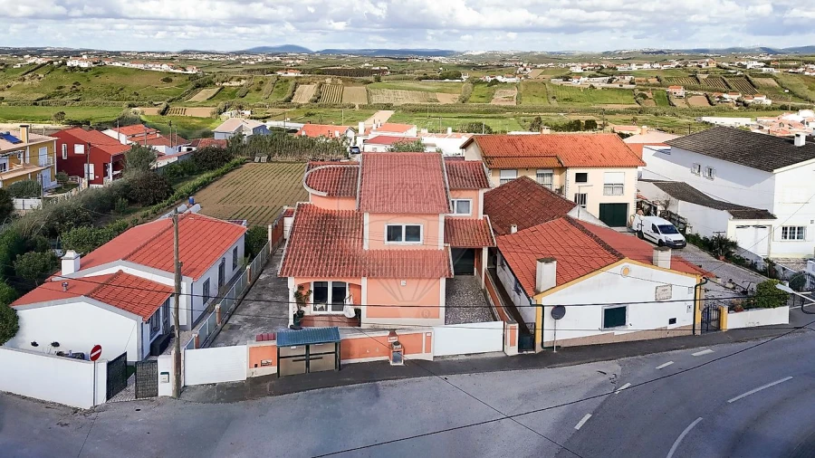 Moradia T4 para Venda em São Pedro da Cadeira Foto 30