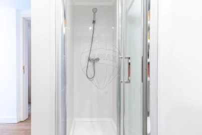 Apartamento T3 para Venda em Algés, Linda-A-Velha e Cruz Quebrada-Dafundo
