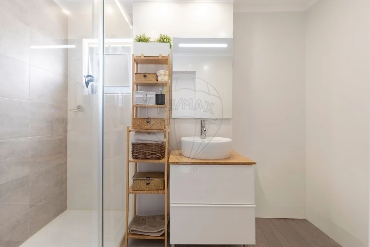 Apartamento T3 para Venda em Algés, Linda-A-Velha e Cruz Quebrada-Dafundo Foto 17