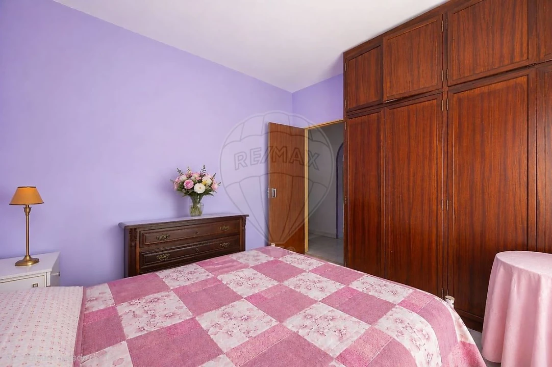 Apartamento T1 para Venda em Massamá e Monte Abraão Foto 4
