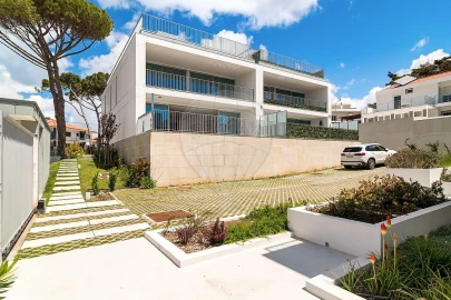 Moradia T4 para Venda em Carcavelos e Parede