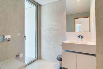 Moradia T4 para Venda em Carcavelos e Parede