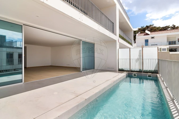 Moradia T4 para Venda em Carcavelos e Parede Foto 10