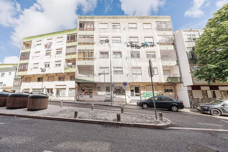 Apartamento T3 para Venda em Cacém e São Marcos Foto 31