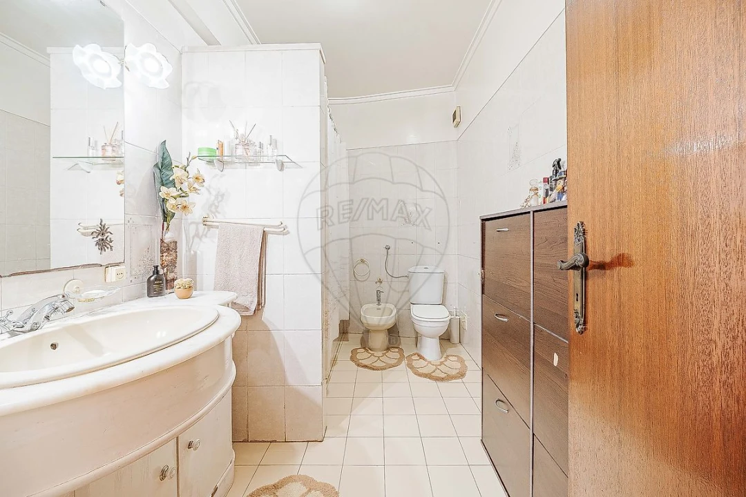 Apartamento T3 para Venda em Cacém e São Marcos Foto 12