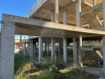 Terreno para Venda em Caparica e Trafaria