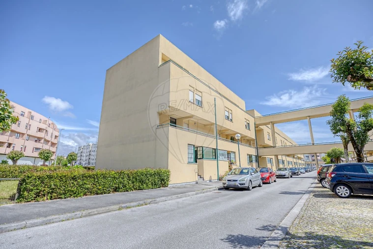 Apartamento T3 para Venda em São Mamede de Infesta e Senhora da Hora Foto 4