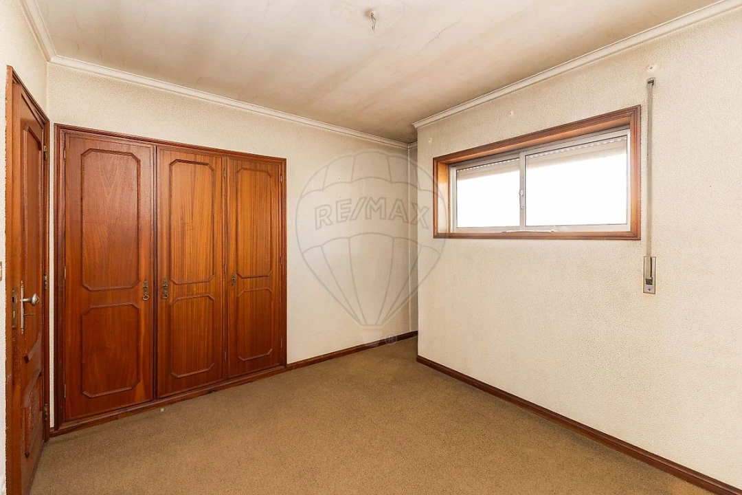 Apartamento T3 para Venda em Espinho Foto 10