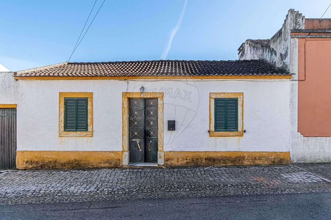Moradia T2 para Venda em Ereira e Lapa Foto 1