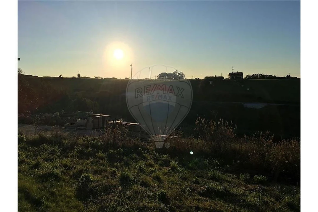 Terreno para Venda em Cela Foto 4