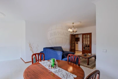 Apartamento T3 para Venda em Rio de Mouro