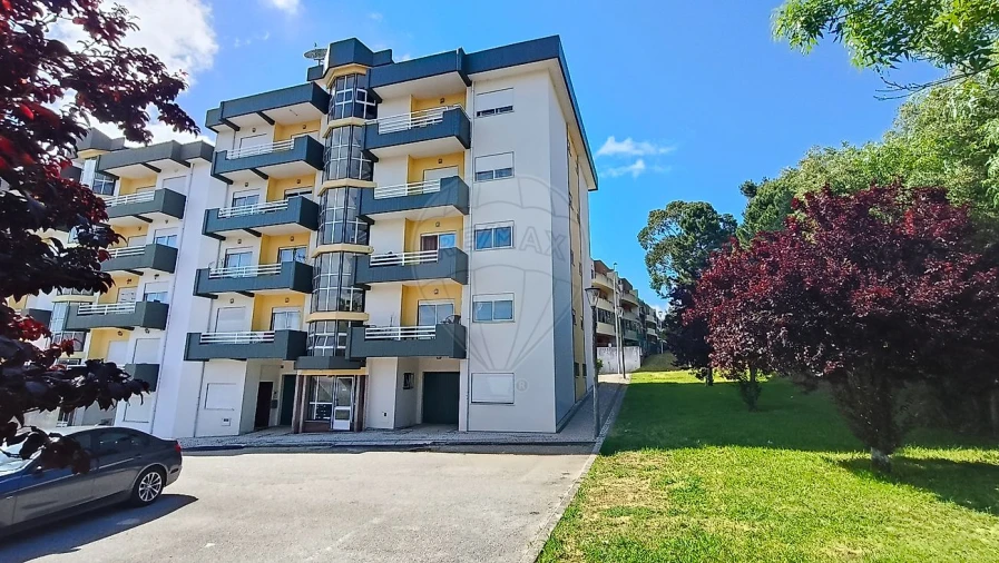 Apartamento T3 para Venda em Tavarede Foto 3