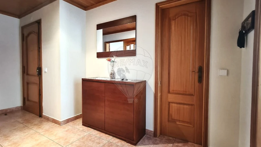 Apartamento T3 para Venda em Tavarede Foto 12