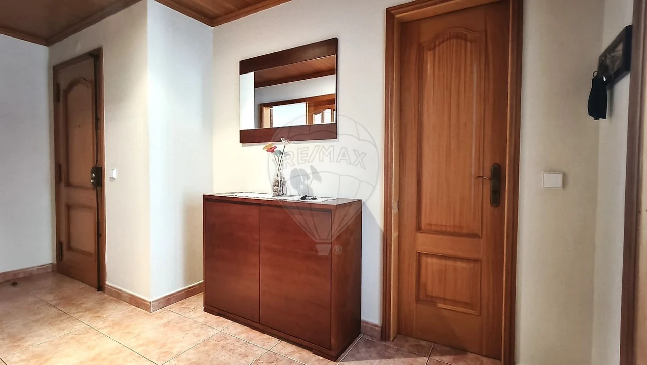 Apartamento T3 para Venda em Tavarede Foto 12