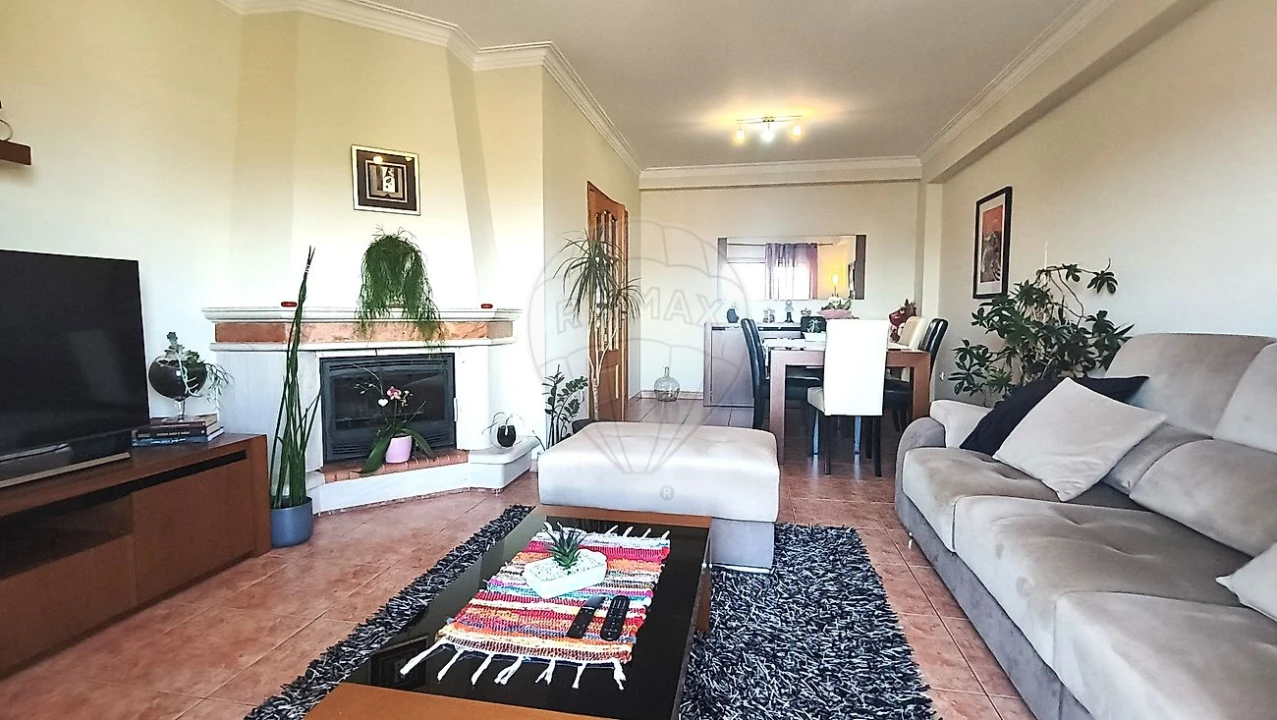Apartamento T3 para Venda em Tavarede Foto 8
