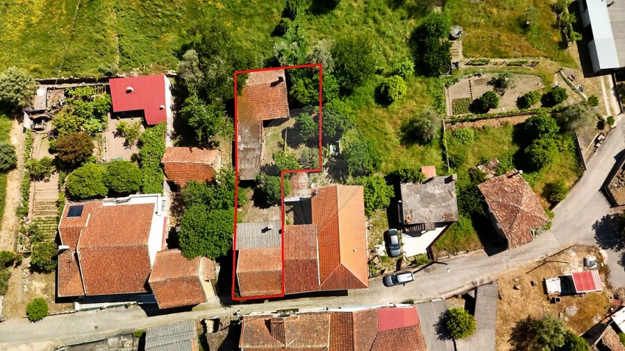 Moradia T1 para Venda em São João de Areias Foto 2