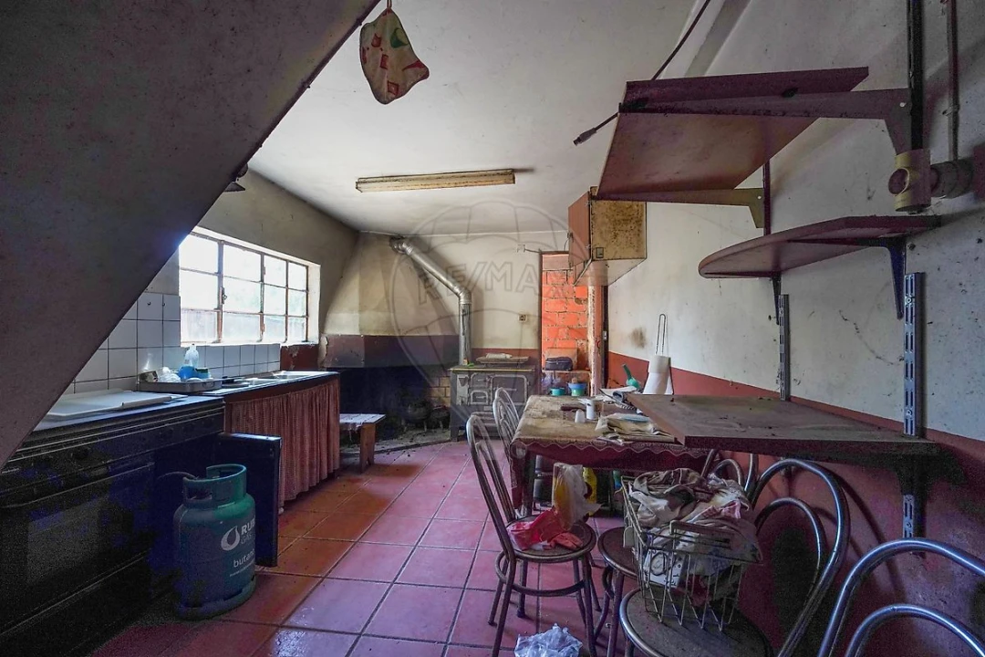 Moradia T1 para Venda em São João de Areias Foto 22