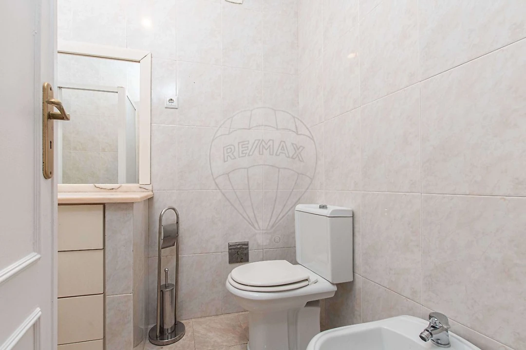Apartamento T2 para Arrendamento em Parque das Nações Foto 9