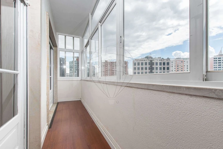 Apartamento T2 para Arrendamento em Parque das Nações Foto 7
