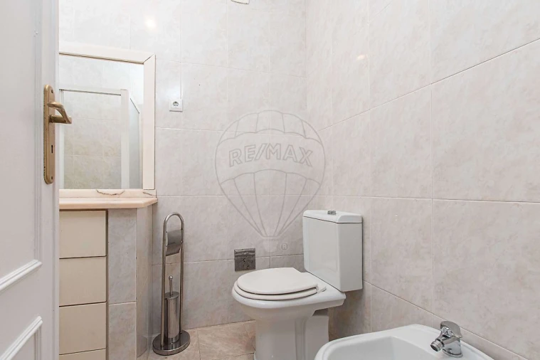 Apartamento T2 para Arrendamento em Parque das Nações Foto 9