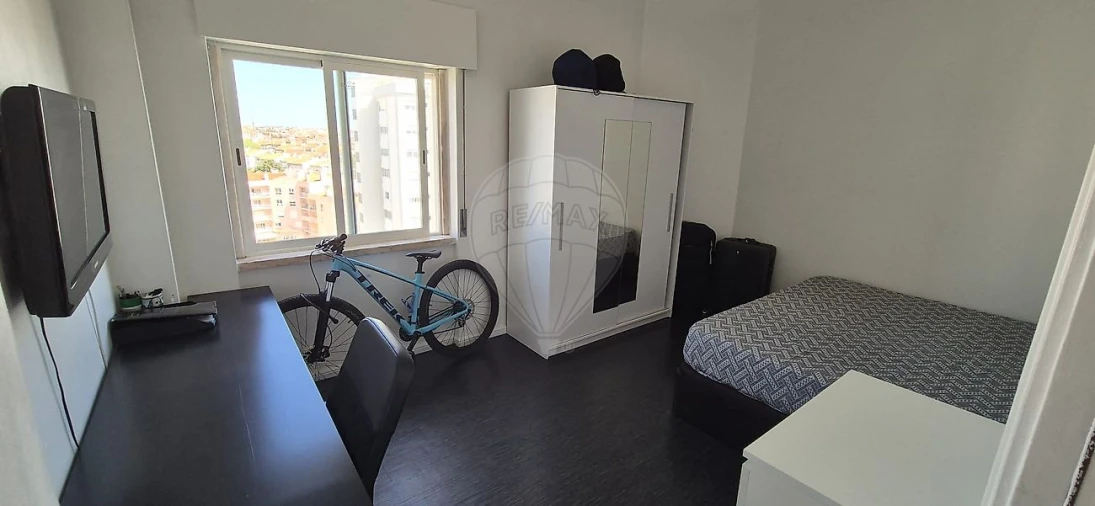 Apartamento T2 para Arrendamento em Carcavelos e Parede Foto 12