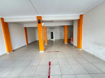 Loja para Arrendamento em Alcains