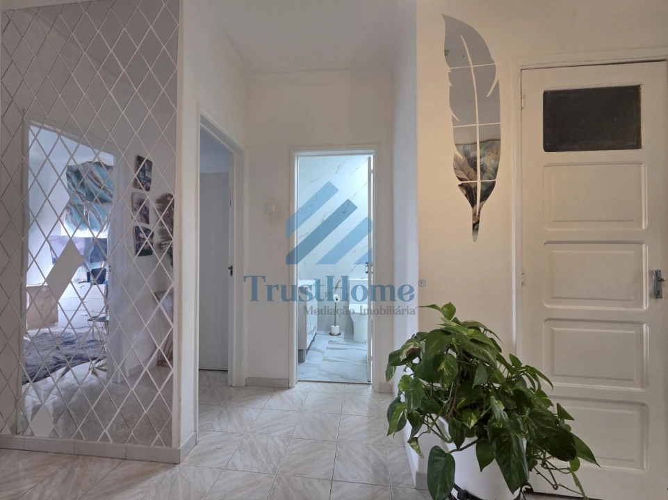 Apartamento T3 para Venda em Laranjeiro e Feijó Foto 10