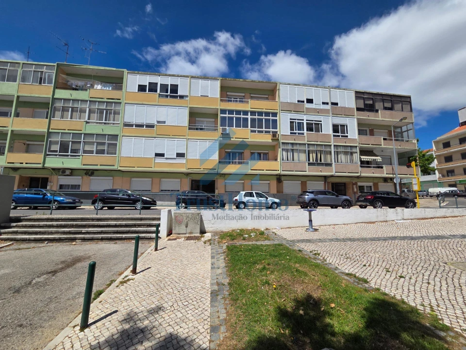 Apartamento T3 para Venda em Laranjeiro e Feijó Foto 29