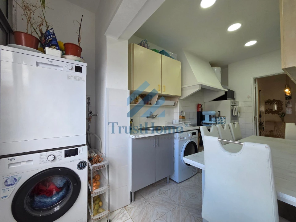 Apartamento T3 para Venda em Laranjeiro e Feijó Foto 6