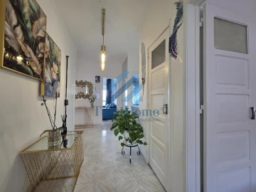 Apartamento T3 para Venda em Laranjeiro e Feijó