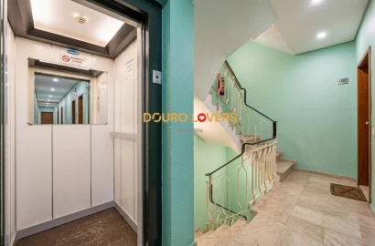 Apartamento T1 para Venda em Paranhos